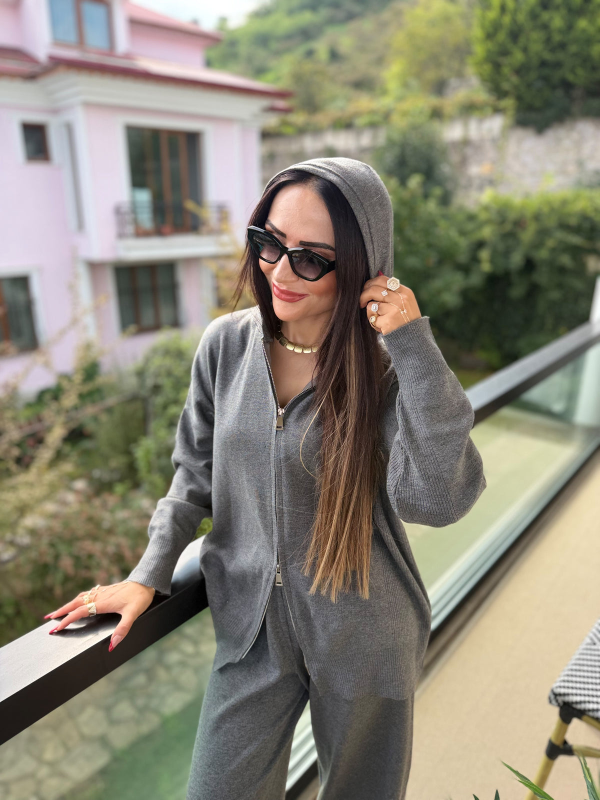 Gri Kapüşonlu Çift Fermuarlı Triko Takım