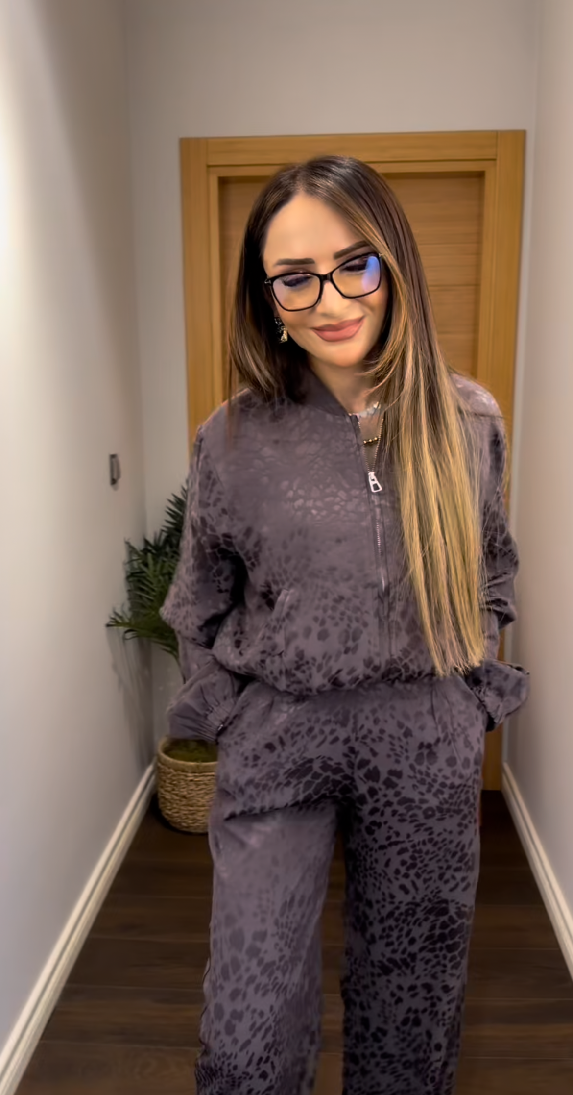 Leopar Yüzeyli Takım