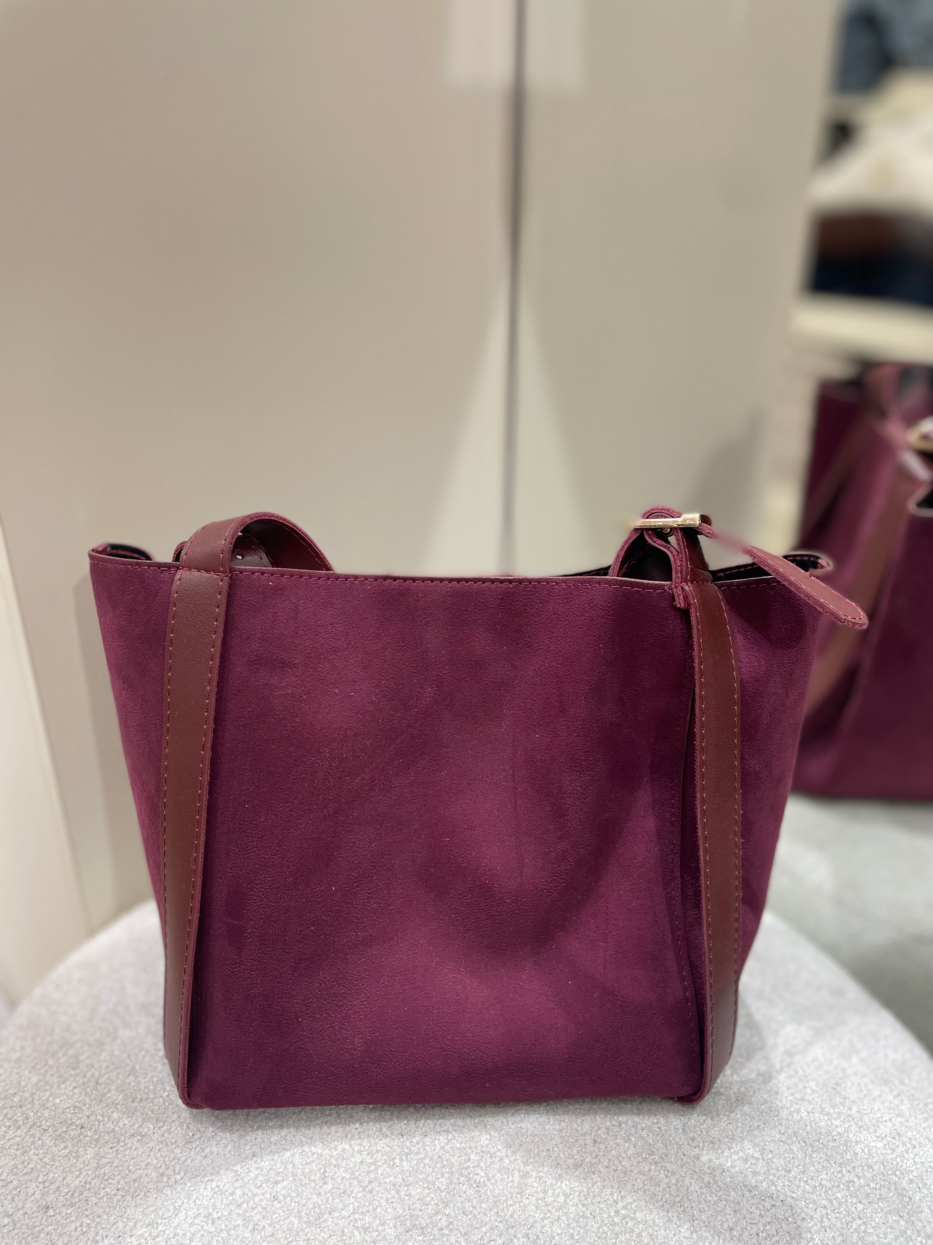 Günlük Kullanıma Uygun Minimal Omuz Çantası