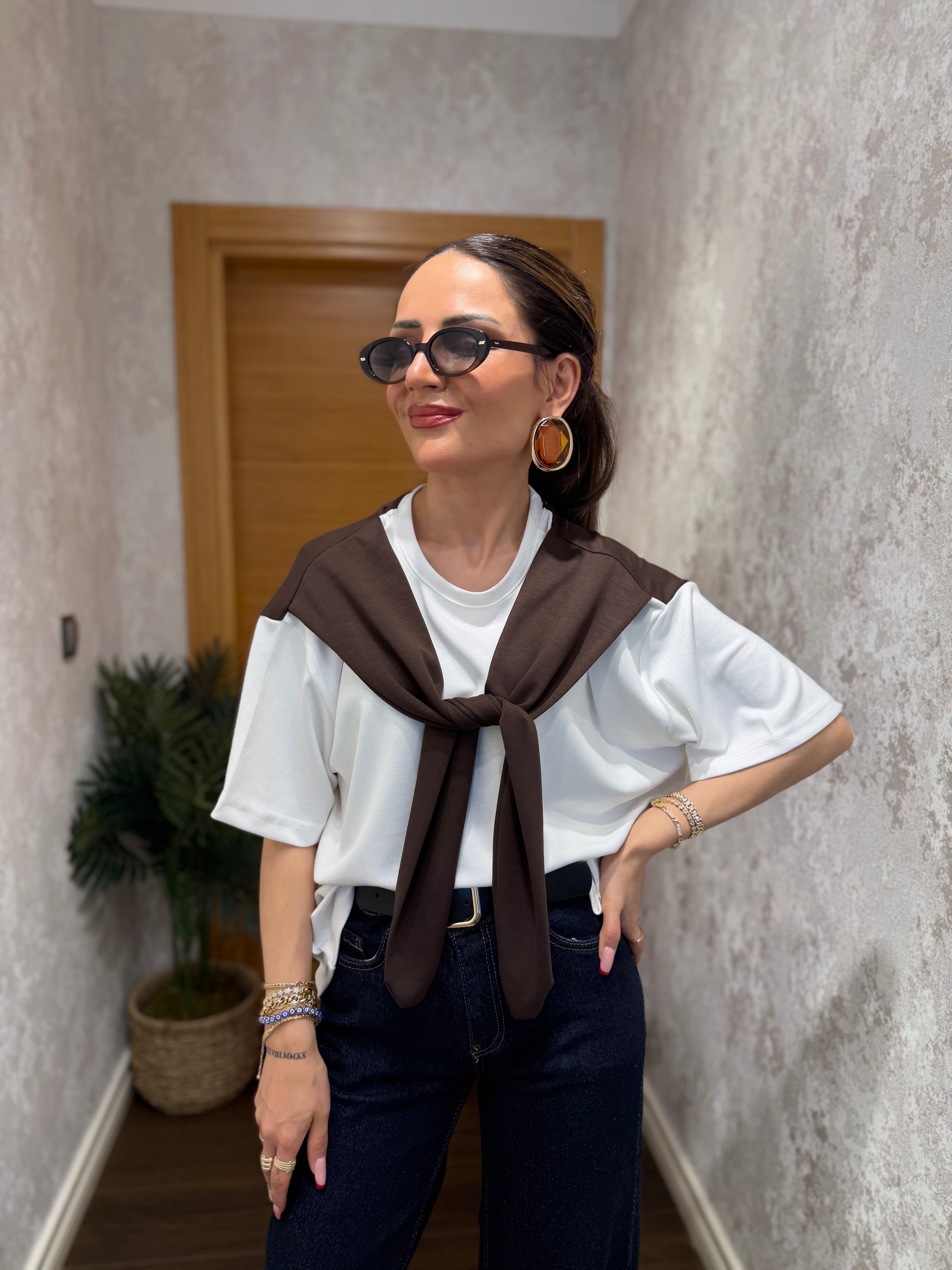 Şal Detaylı Basic T-Shirt