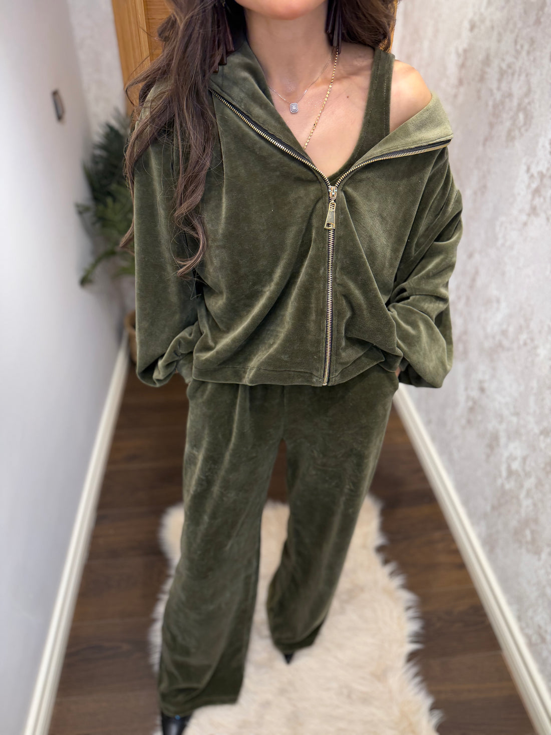 3 Parça Fermuarlı Kadife Eşofman Takımı