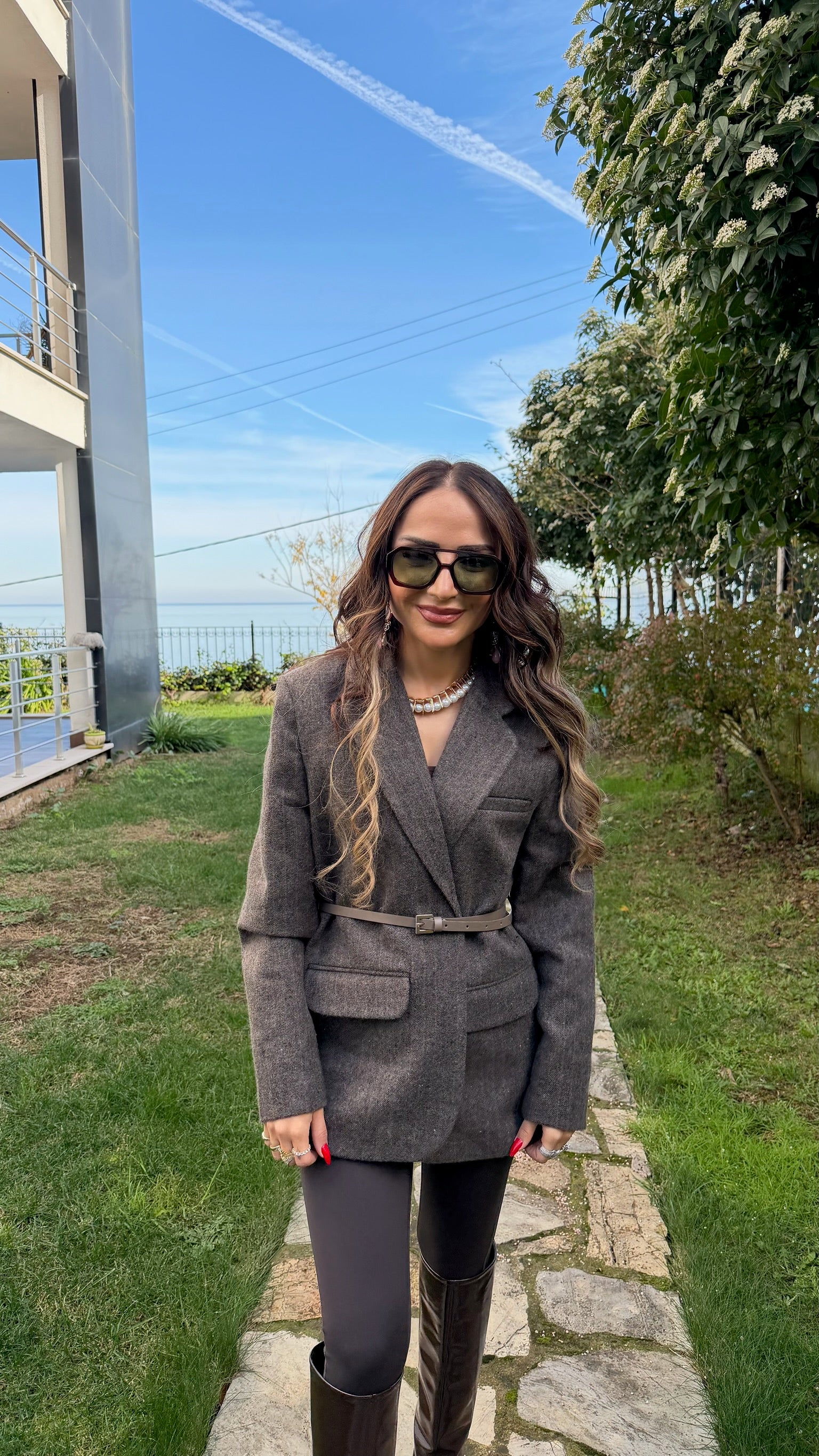 Kemer Detaylı Klasik Blazer Ceket