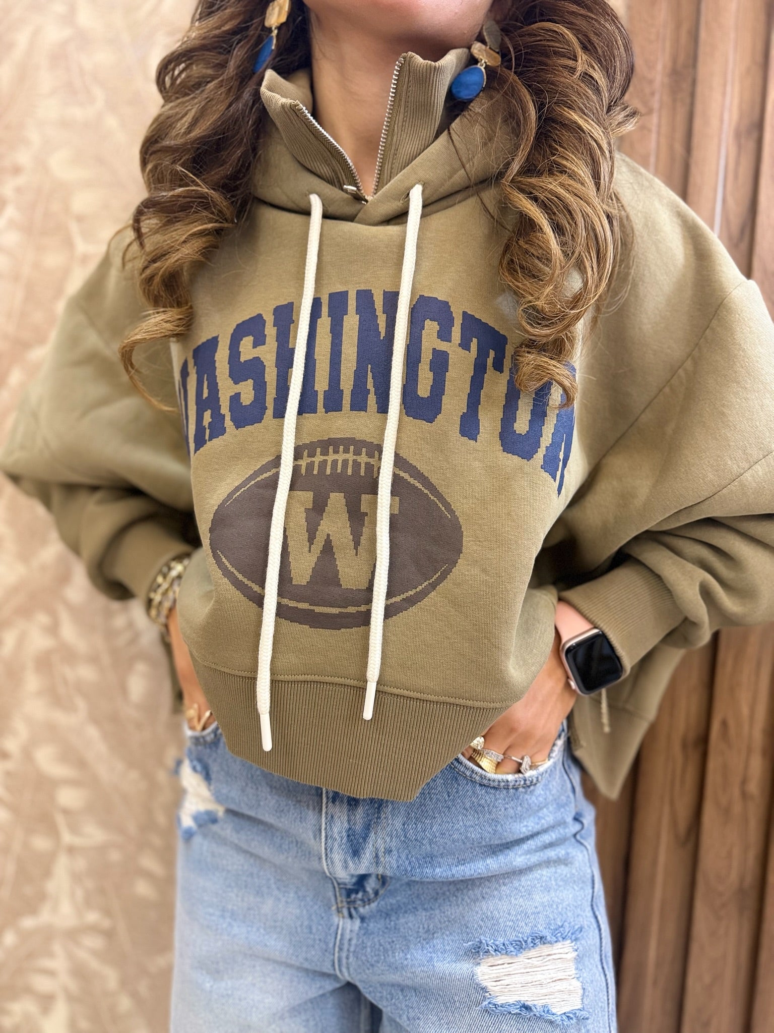 kapüşonlu sweatshirt