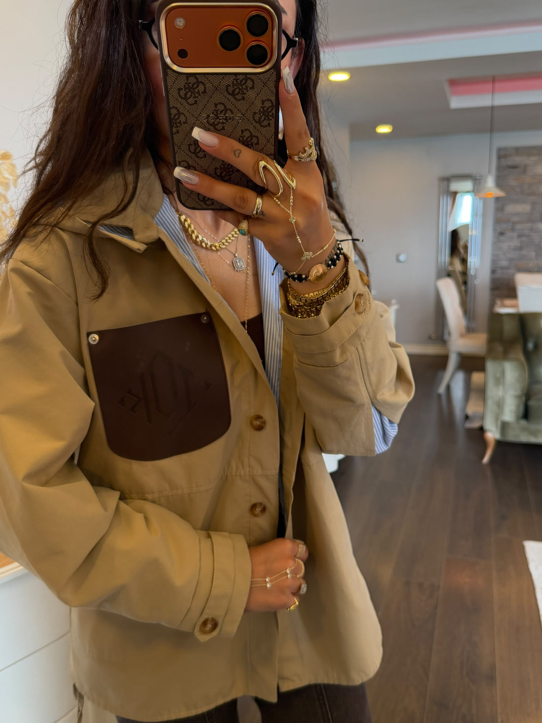 Orijinal model deri cep detaylı içi poplin astarlı trençkot