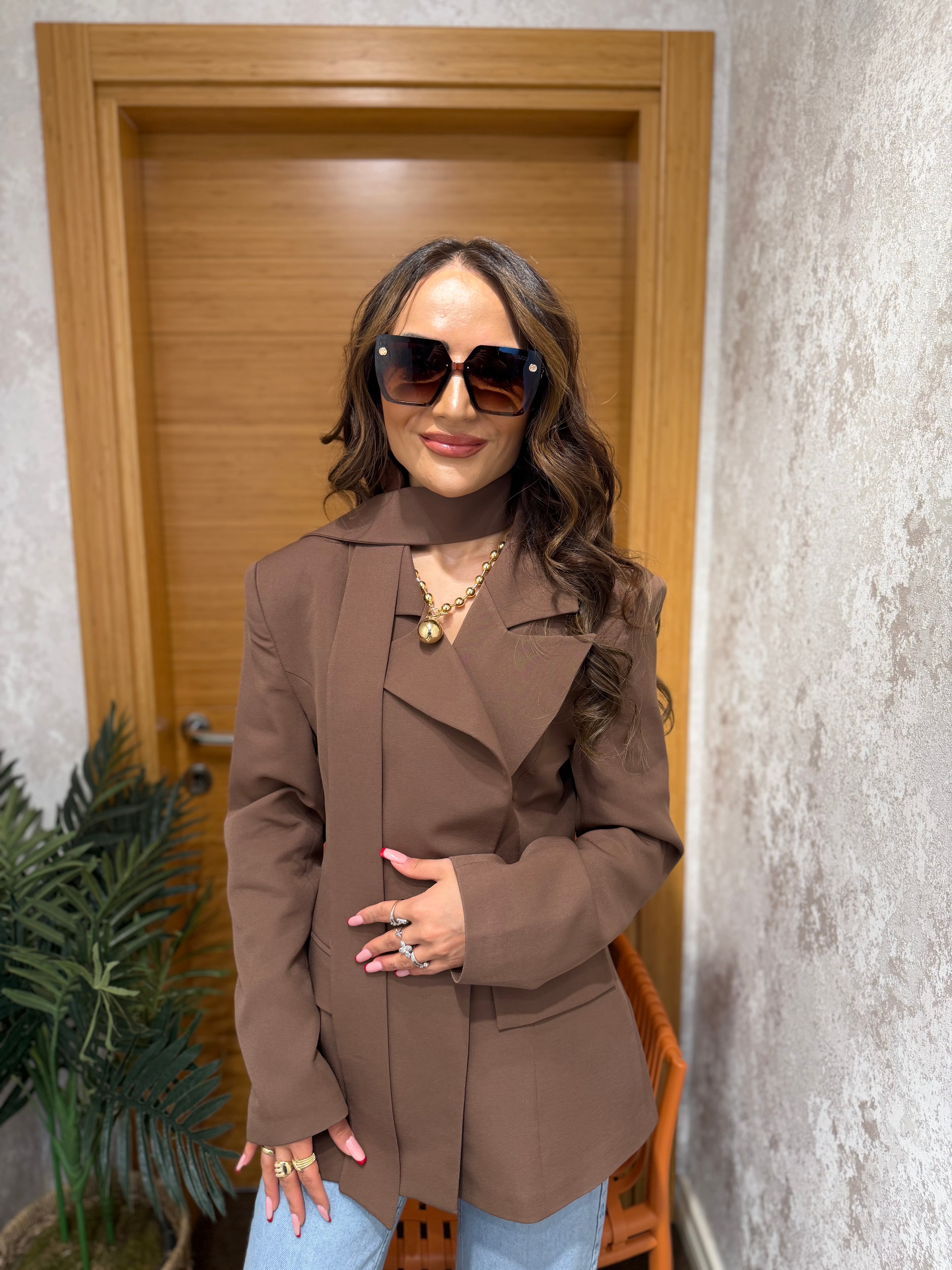 Şal Detaylı Blazer Ceket