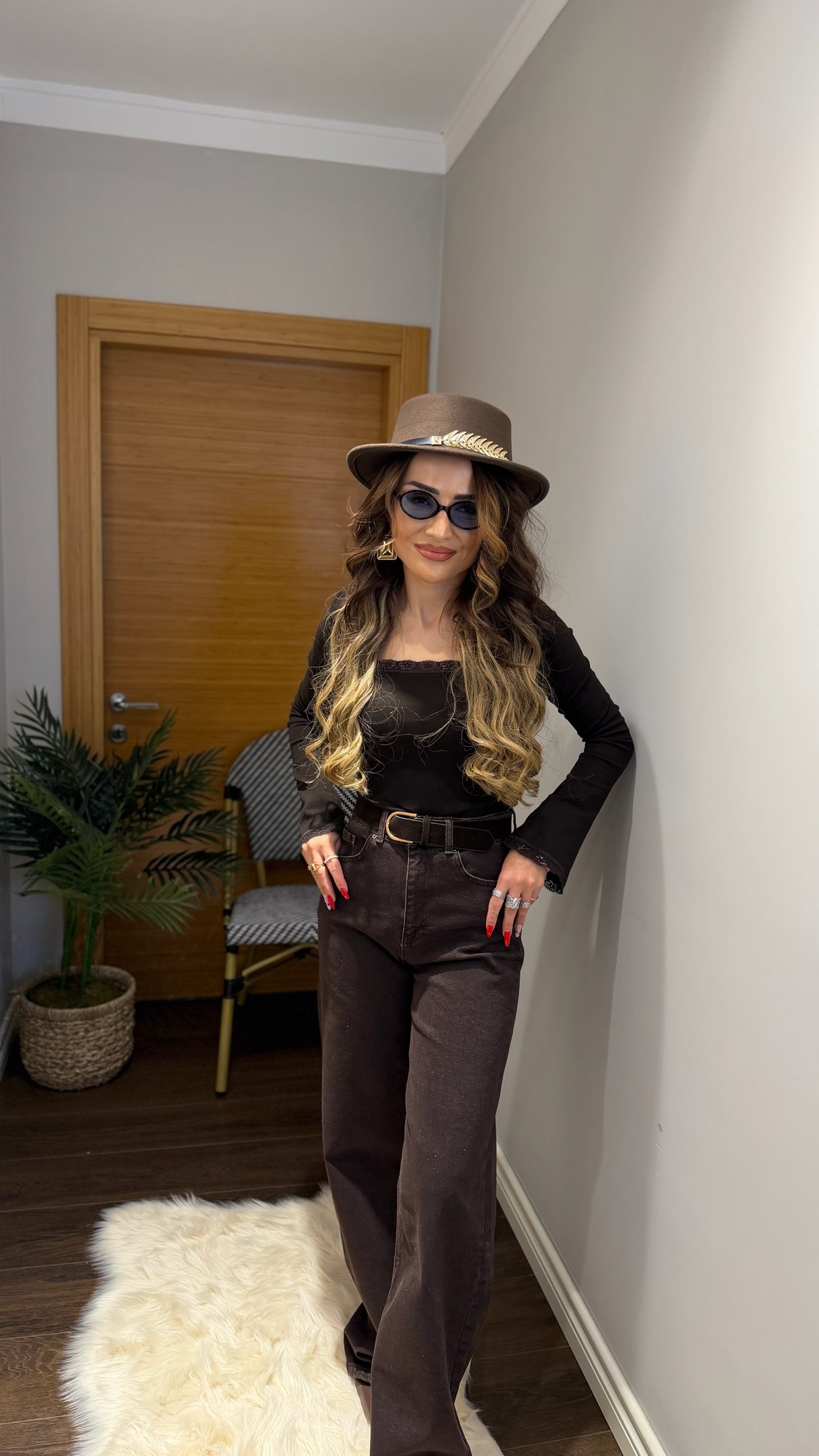 Yüksek Bel Bol Paça Jean Pantolon