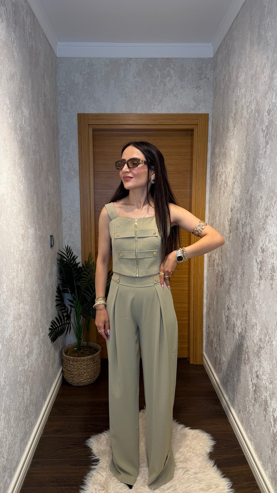 Gold Düğme Detaylı Crop Takım – Haki
