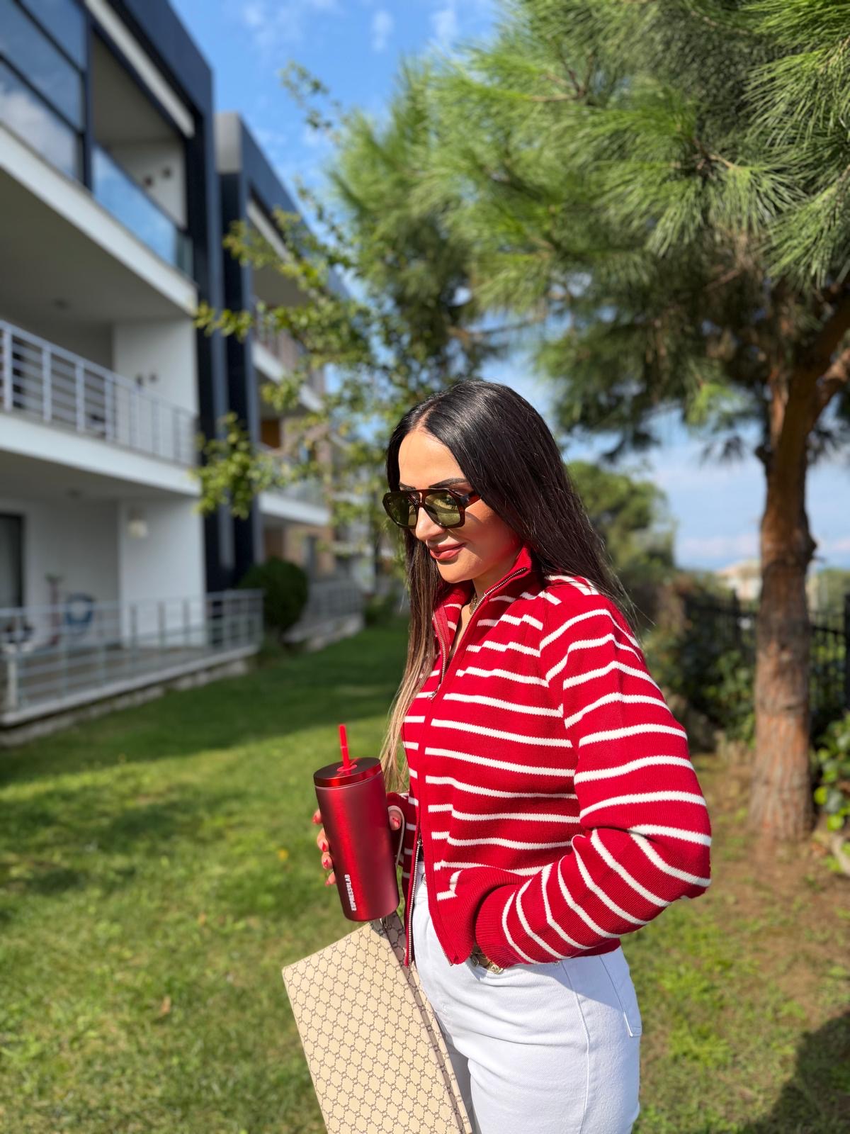Fermuar Detaylı Kırmızı Çizgili Triko