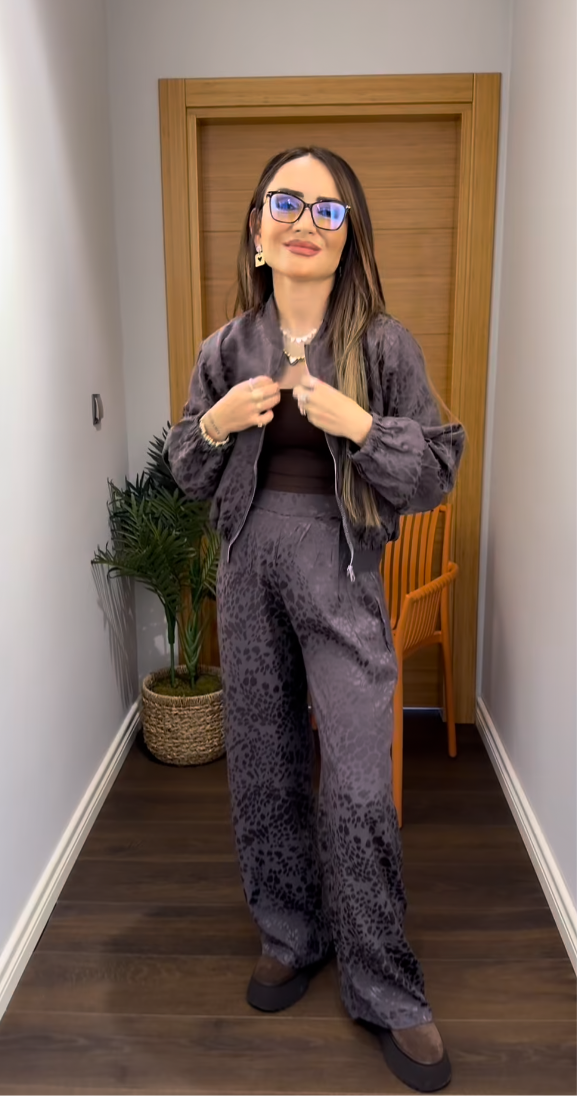 Leopar Yüzeyli Takım