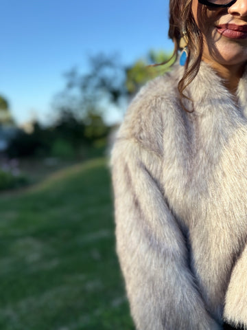 Yumuşak Dokulu Peluş Kürk Mont
