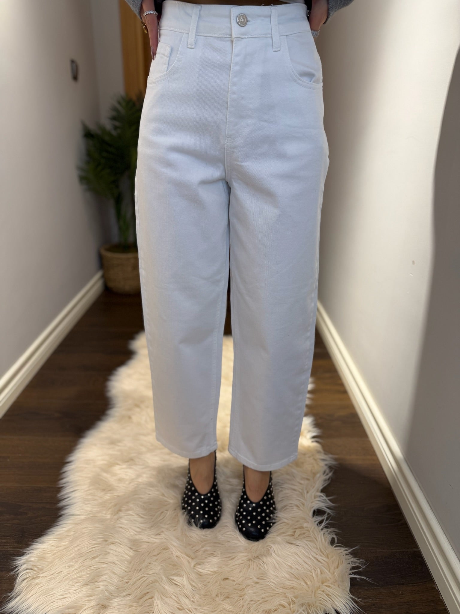 Yüksek Bel Bol Paça Beyaz Jean Pantolon