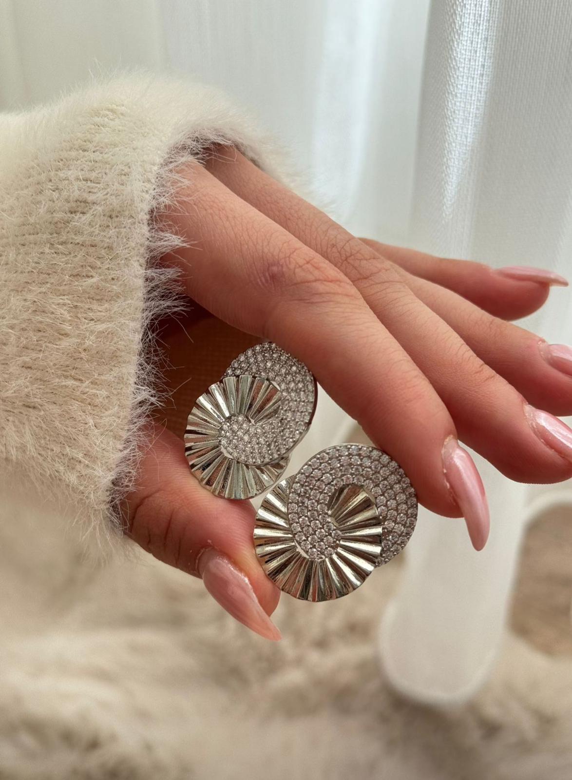 Işıltılı Spiral Gold Küpe