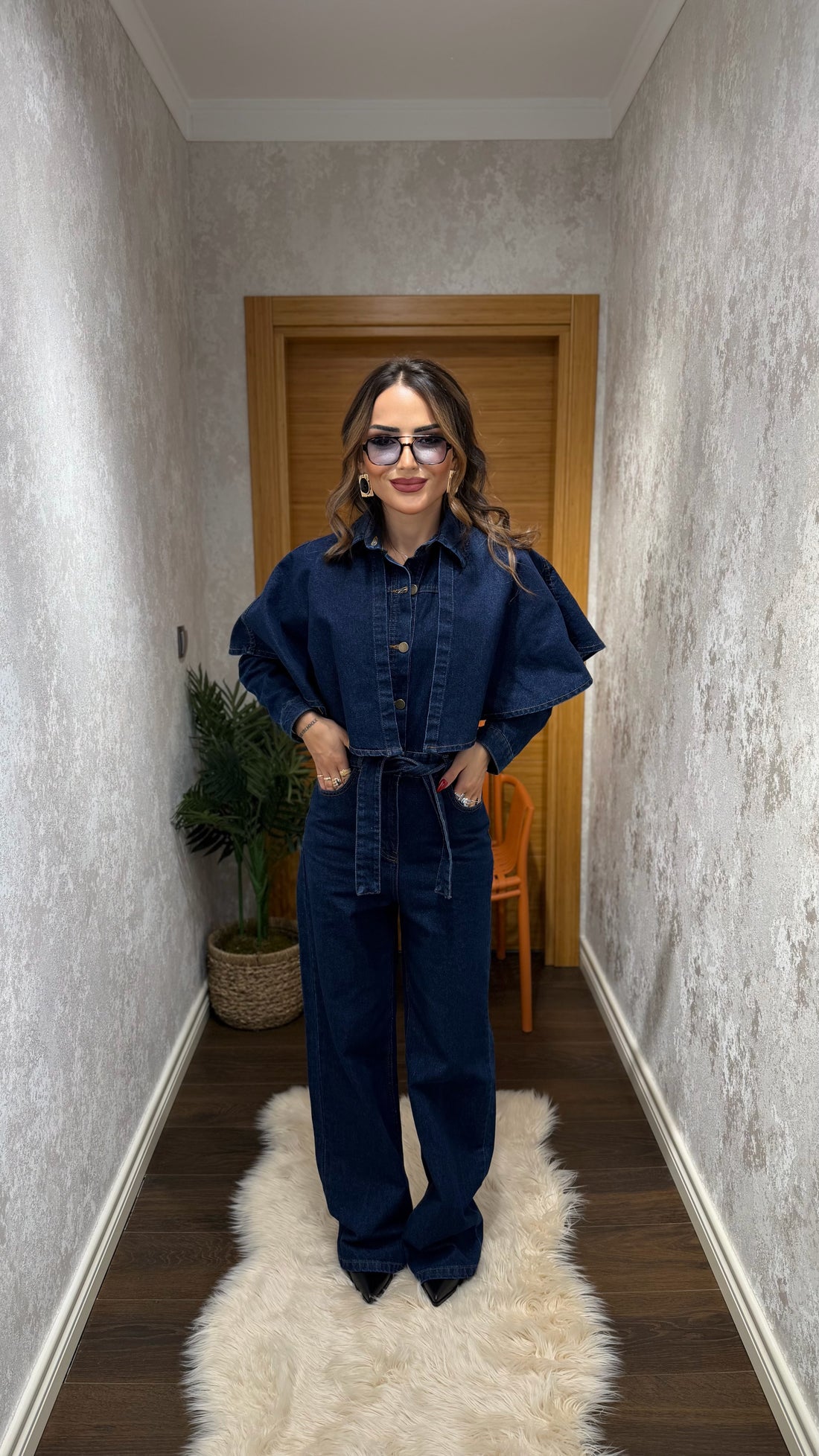 Sisu Pelerin Detaylı Kot Tulum – Kuşaklı Premium Denim