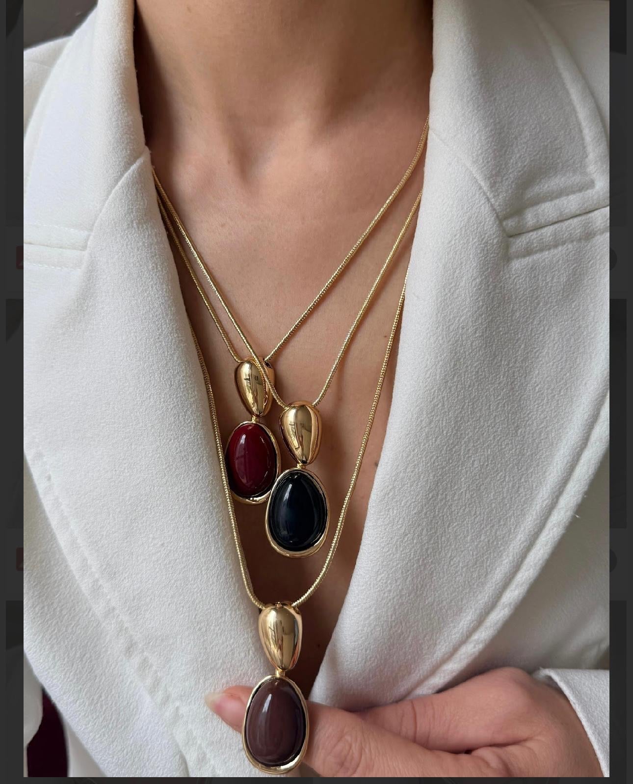 Zarif Oval Taşlı Gold Uzun Kolye