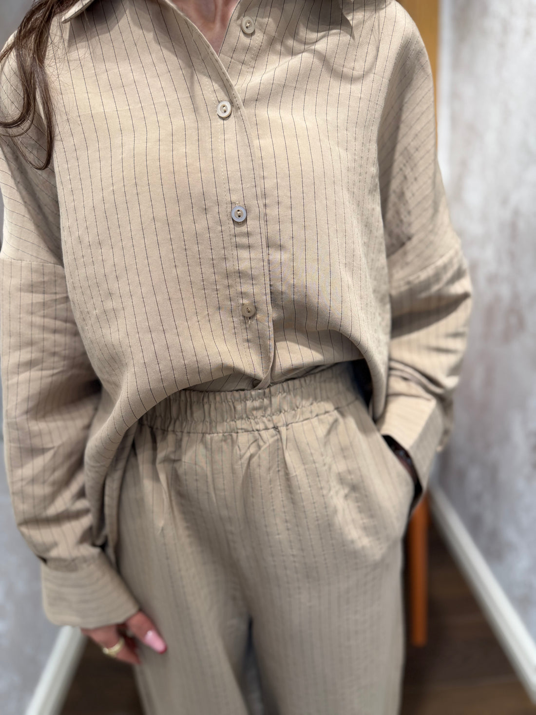 Çizgi Dokulu Gömlek Pantolon Takım