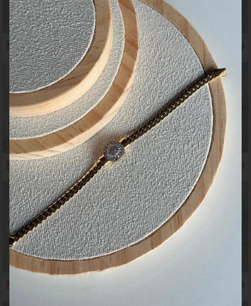 Minimal Zirkon Detaylı Gold Bileklik