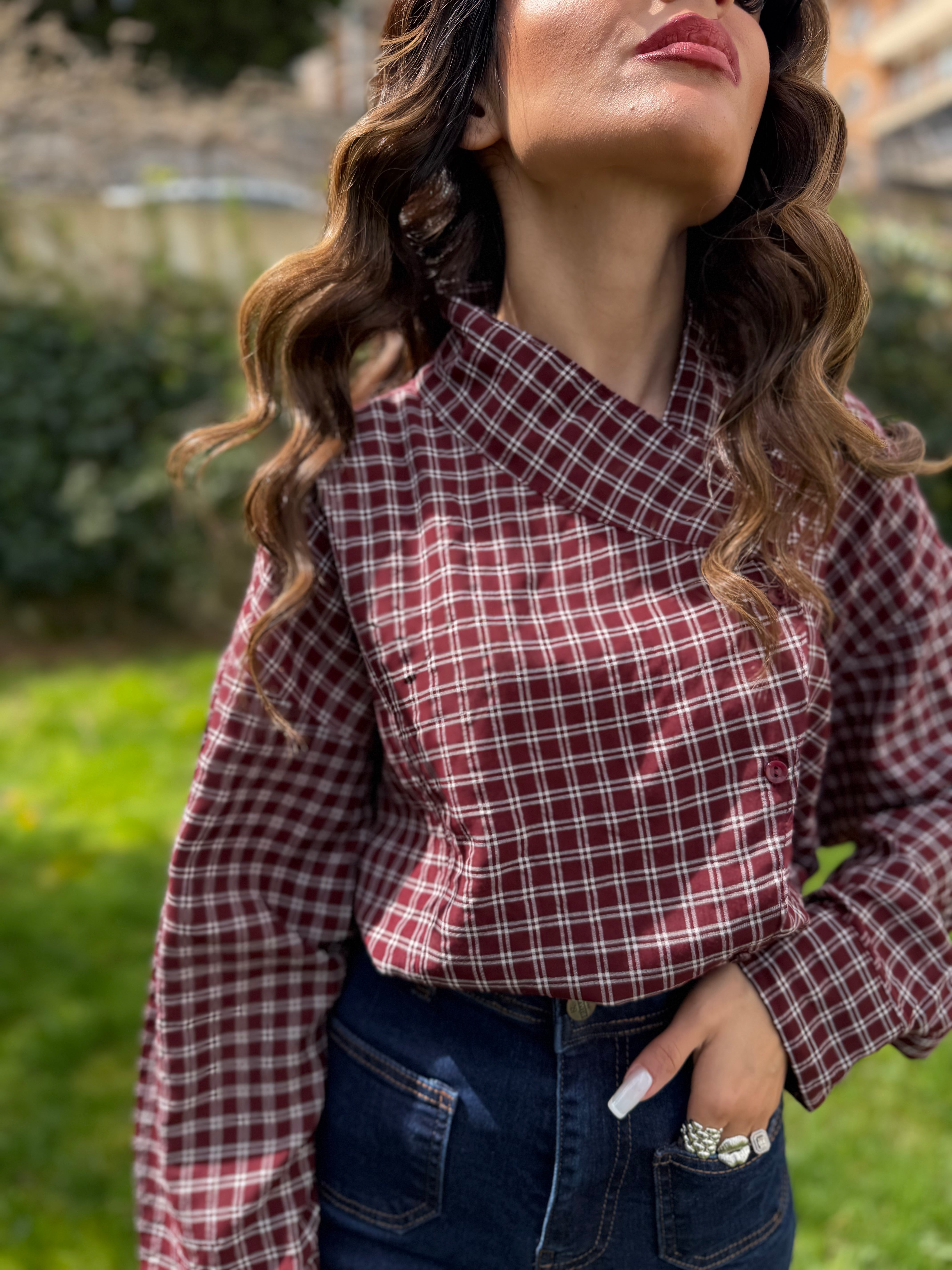 Asimetrik Yaka Düğme Detaylı Ekose Gömlek (Bordo & Lacivert)