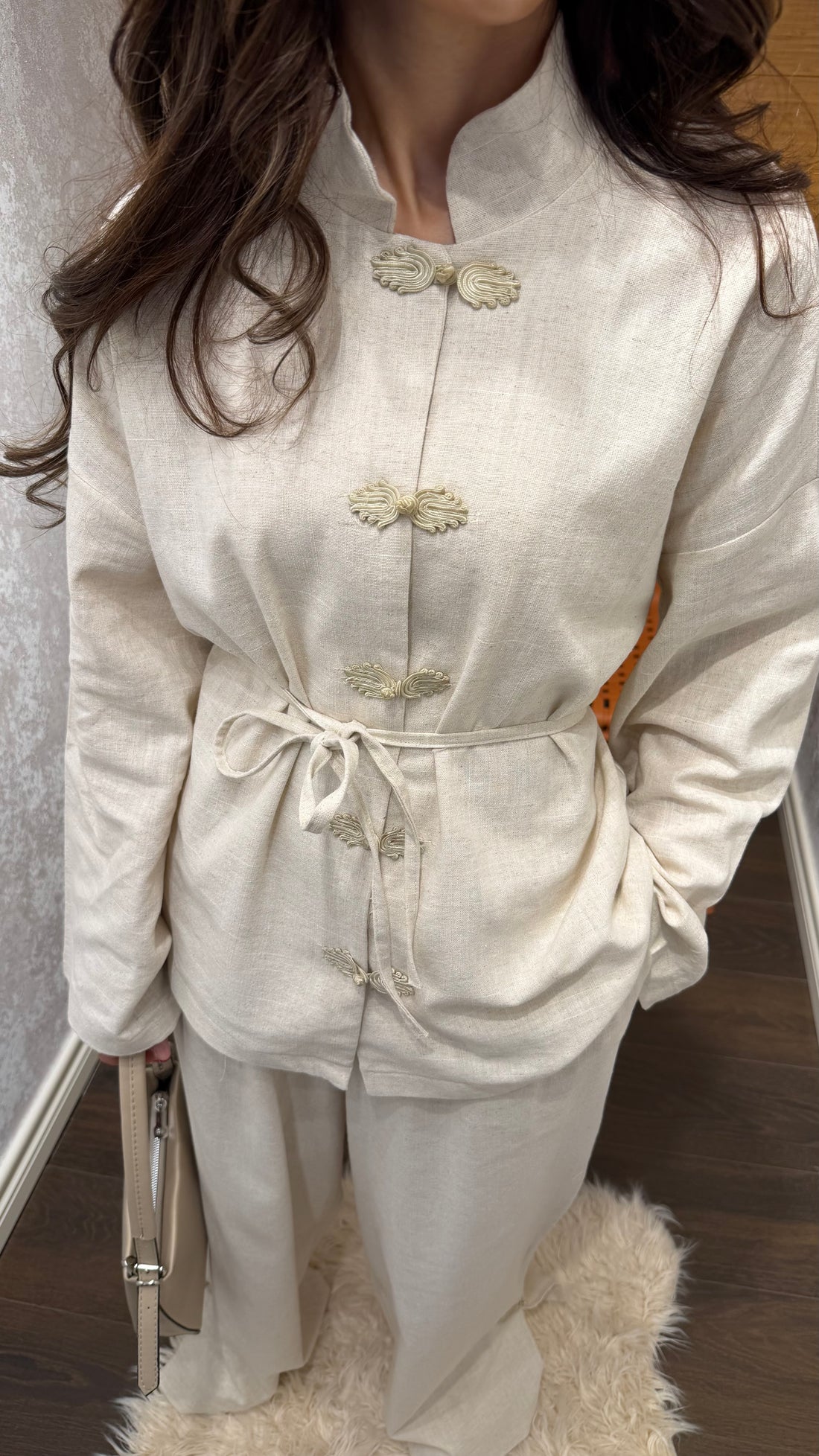 Bağlama Detaylı Doğal Dokulu Takım