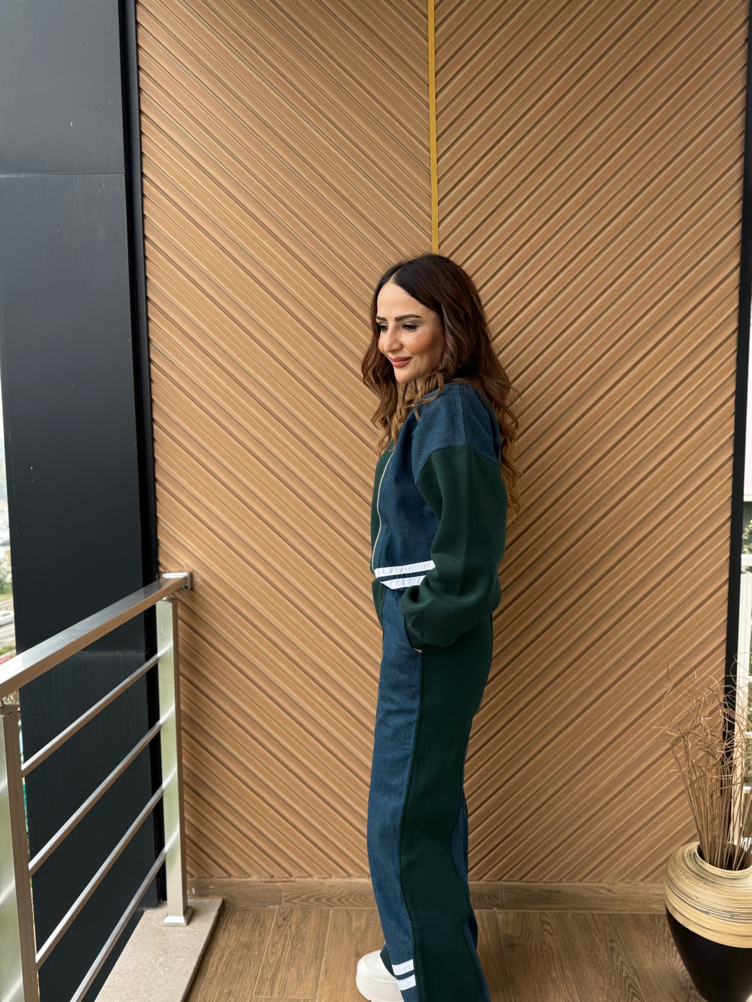 İki Renkli Sweatshirt & Pantolon Takım – Yeşil & Lacivert