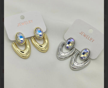 Taş Detaylı Statement Küpe