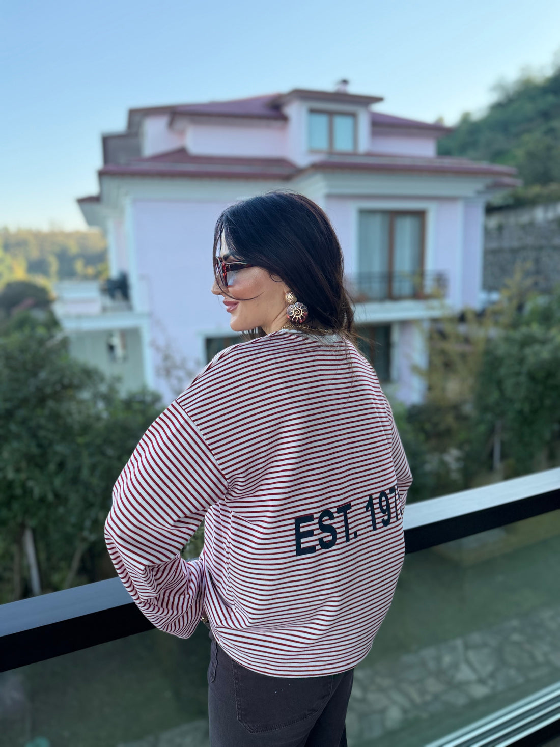Çizgili Yıldız Detaylı Sweatshirt
