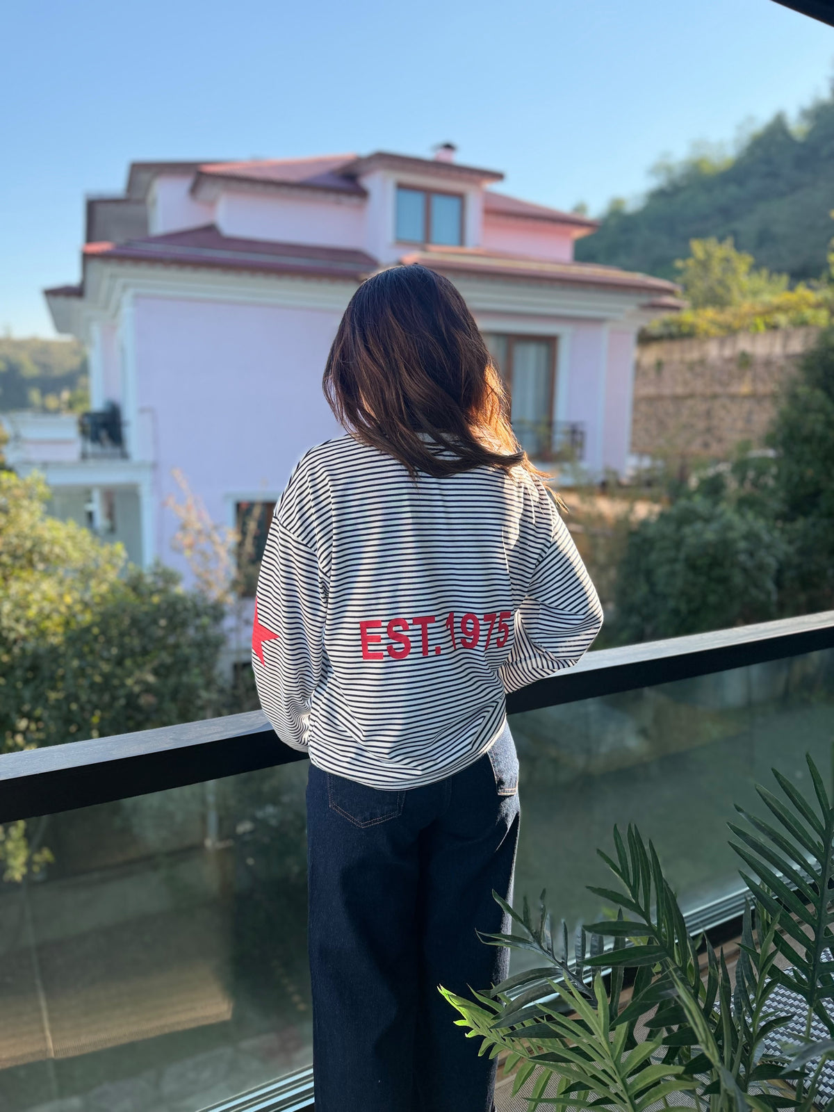 Çizgili Yıldız Detaylı Sweatshirt