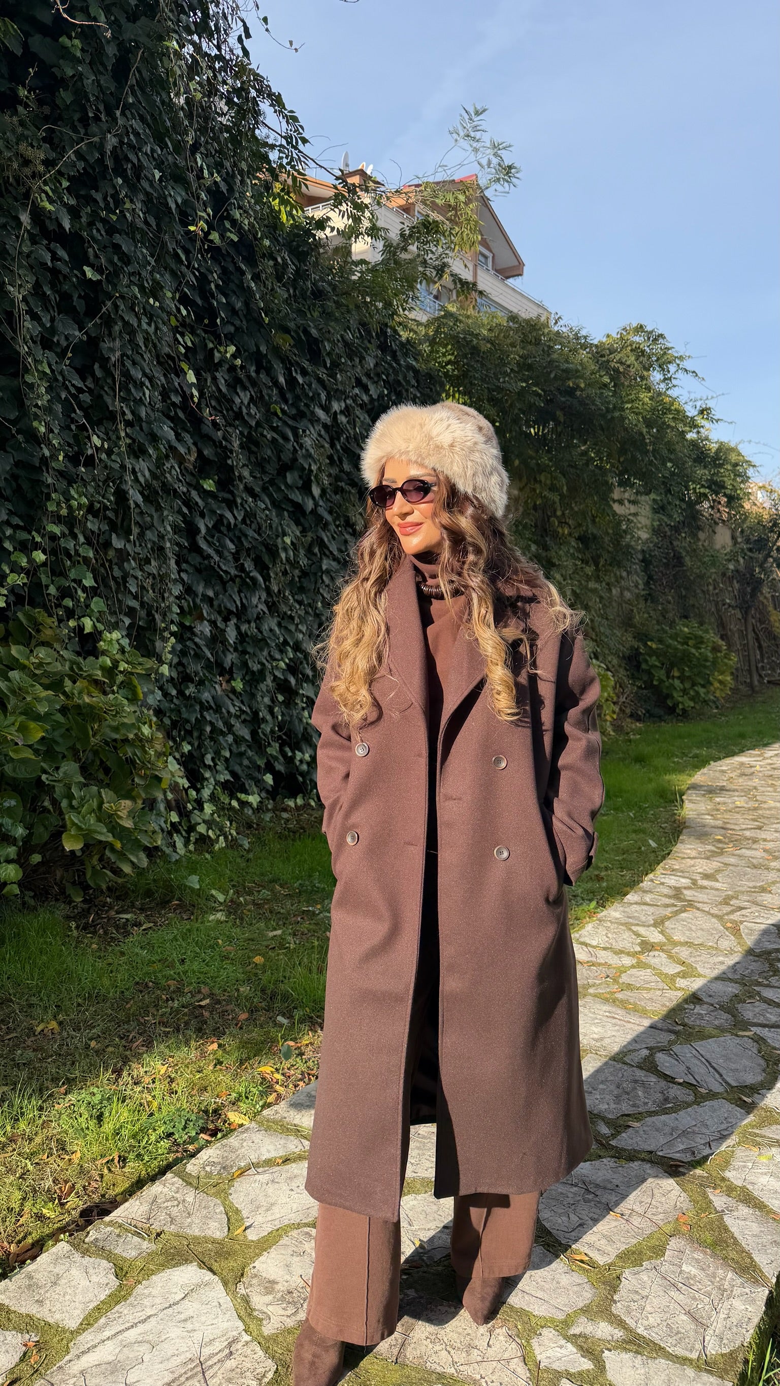 Uzun kaban kahverengi