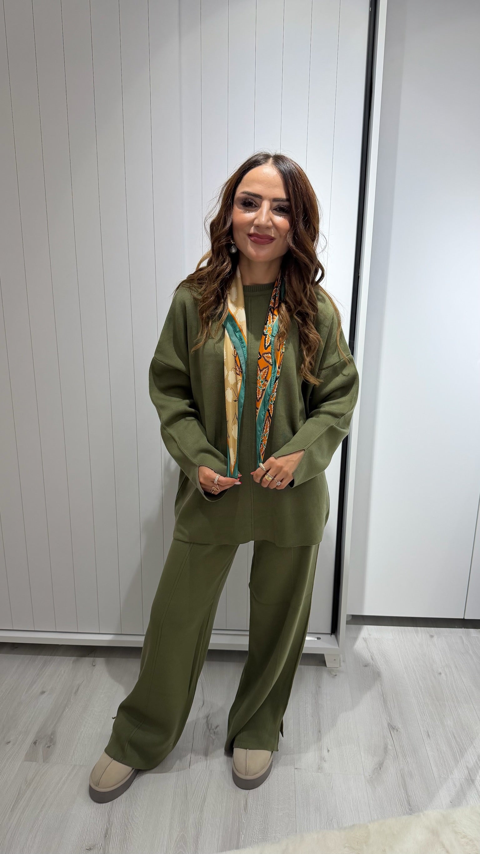 Oversize Kesim Haki Triko Takım (Üst & Pantolon)