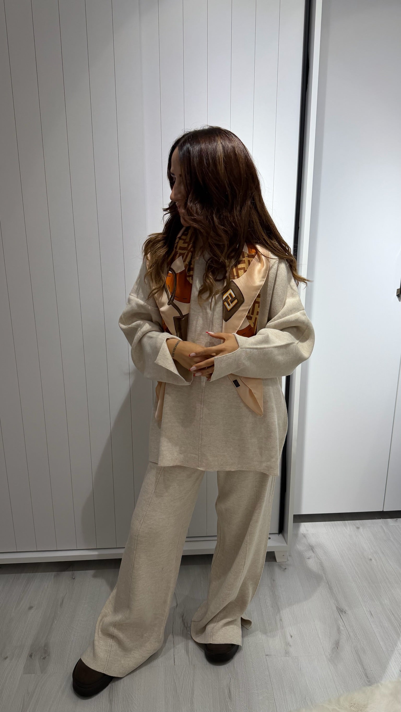 Oversize Kesim Bej Triko Takım (Üst & Pantolon)