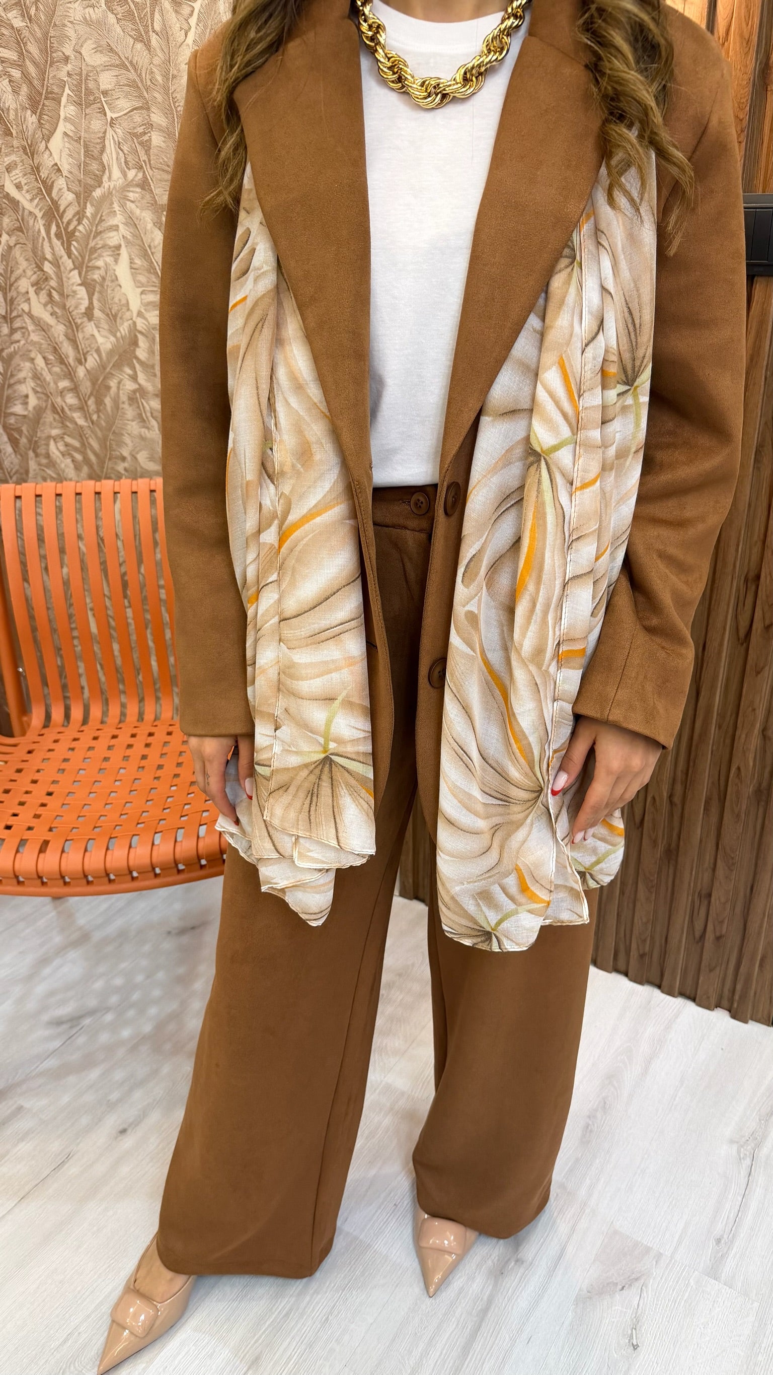 Desenli Detaylı Camel Ceket Pantolon Takımı